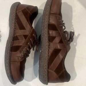 Born Suede/Leather Women’s Lace Up Oxford Rust Espresso Color Size 11. NWOT